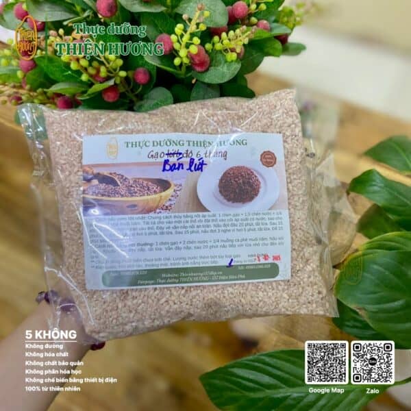 Gạo bán lứt đỏ 6 tháng Thực dưỡng Thiện Hương túi 500g nhỏ gọn, tiện dụng.