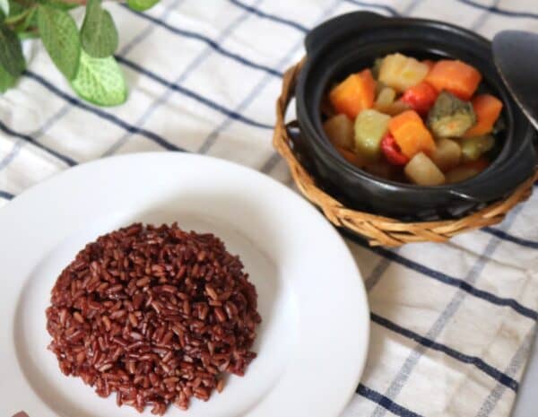 Cơm lứt + đồ kho