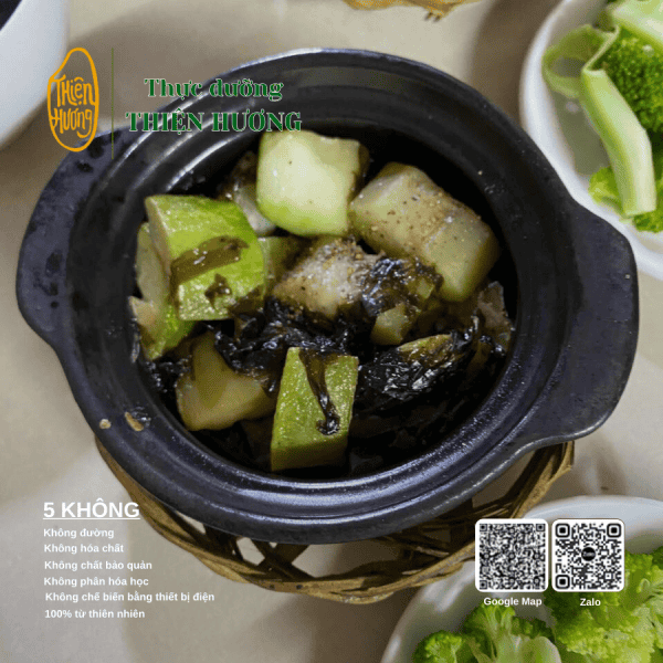 Bầu kho rong biển