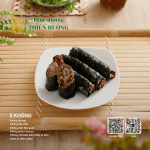 Cơm cuộn mắm ruốc