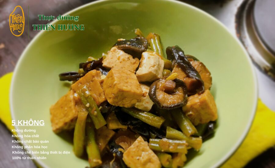 Rau củ kho nước tương tamari