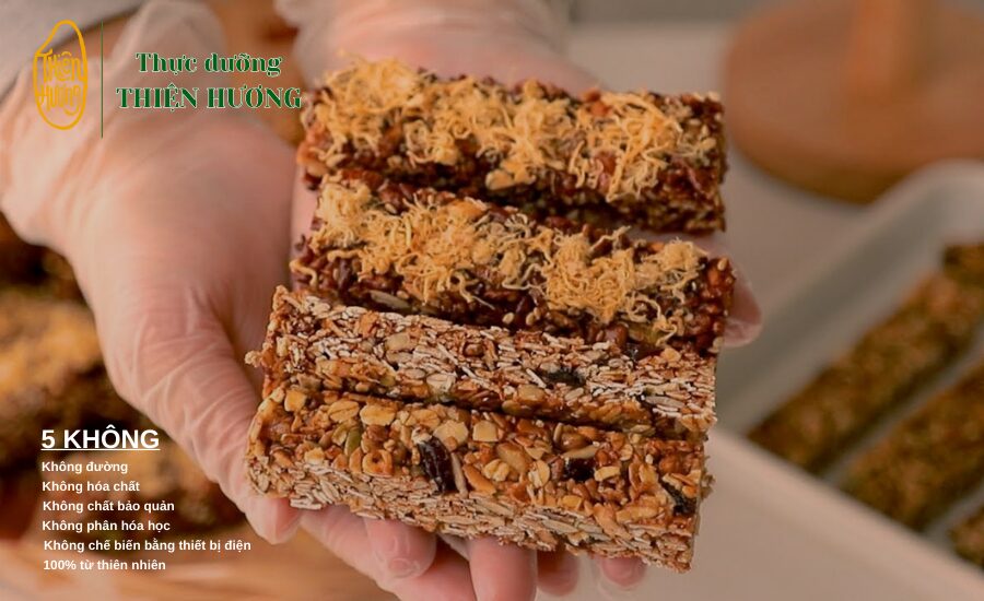 Thanh Gạo Lứt Dinh Dưỡng – Lựa Chọn Ăn Vặt Lành Mạnh Cho Sức Khỏe Hiện Đại 1 Thanh bình lứt dinh dưỡng